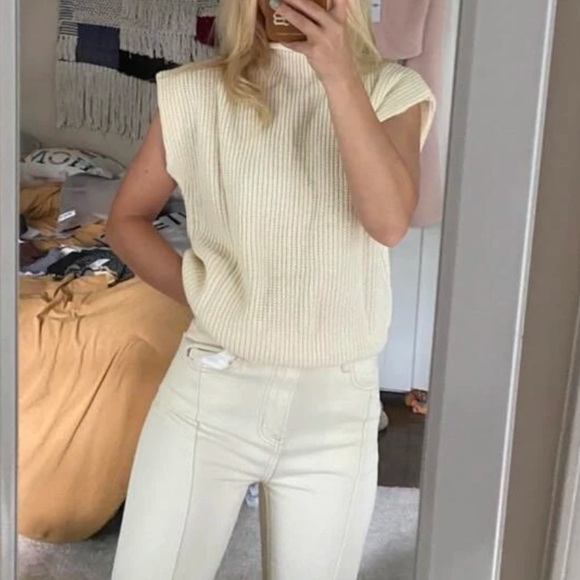 Ivory / black Mock-neck knit Sweater shoulder pad Vest - Picture 7 of 13